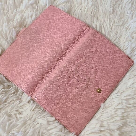 💯 Authentic Chanel Caviar Wallet 🍀 - Picture 6 of 15